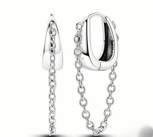 Orecchini in Argento con Catena Pendente